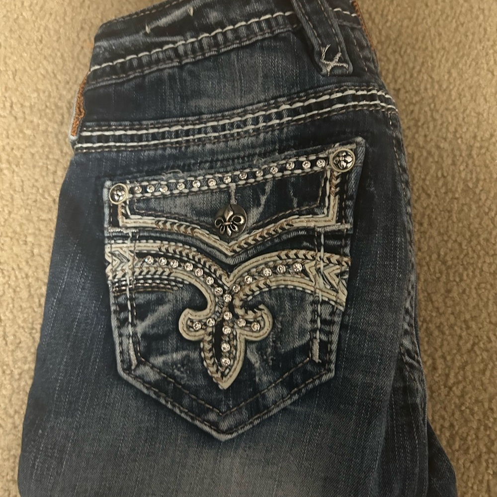 Rock Revival Capri 25